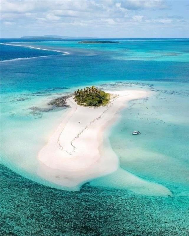Island Hopping in Tonga
